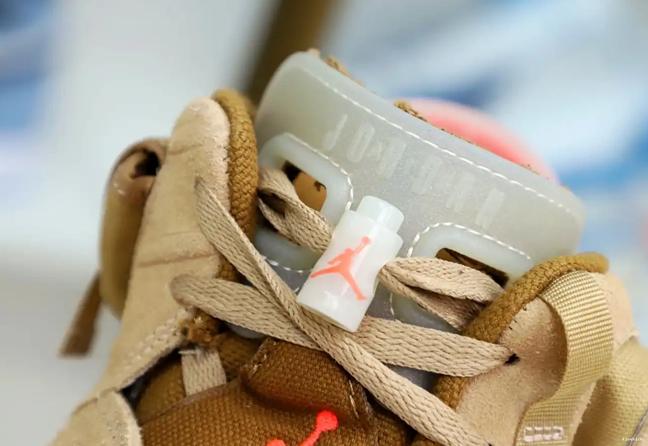 x Jordan Retro SP Khaki